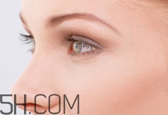 绣眉会对眼睛造成伤害吗？纹眉能保持多长时间？